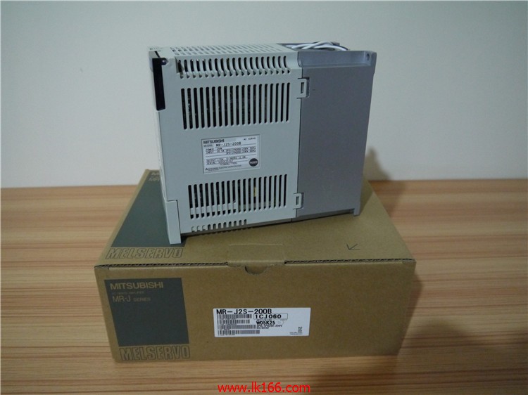 MITSUBISHI SSCNET interface servo amplifier MR-J2S-200B